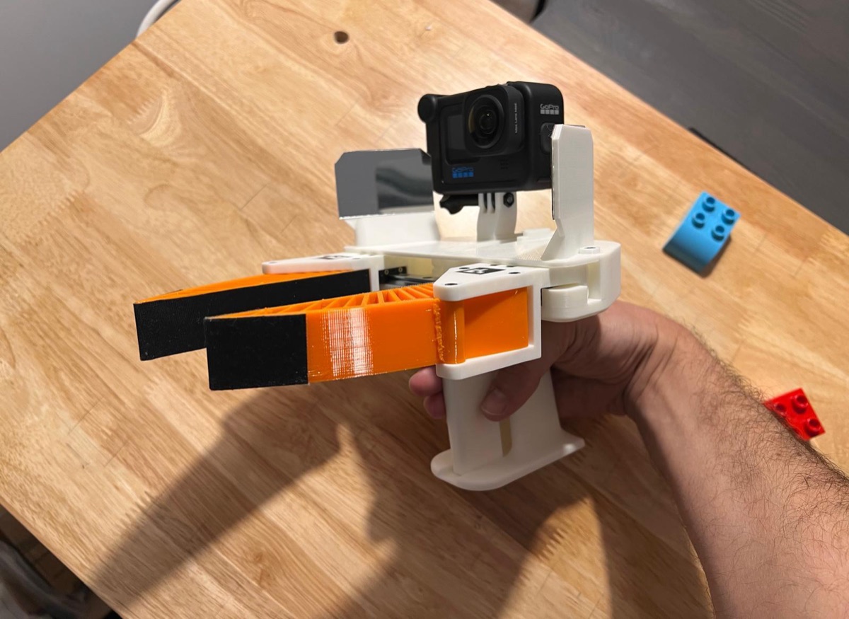 Hand-held gripper build with camera